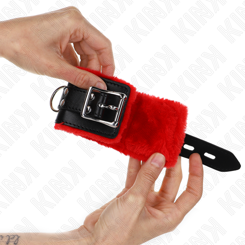 KINK - FUR-LINED HANDCUFFS WITH SQUARE HOLES, ADJUSTABLE RED AND BLACK BELT 17-29 CM X 6 CM