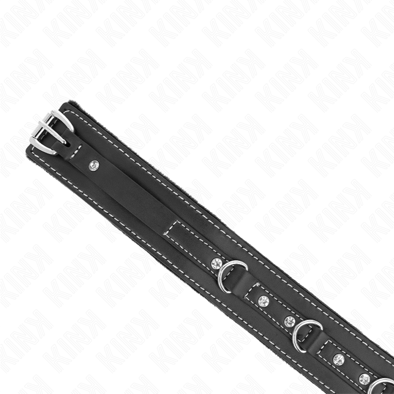 KINK - COLLAR DE CUERO PVC CON CINTURÓN 105 CM REMACHE STRASS 41,5 X 4 CM