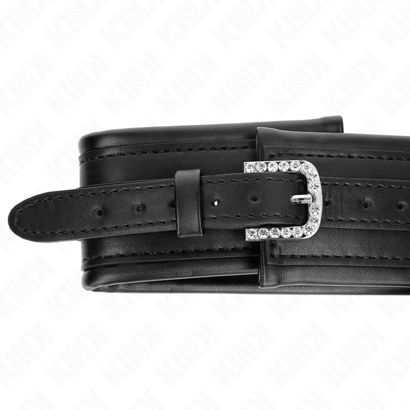 KINK - COLLARE CON BRACCIALE A FIBBIA LUCIDA 65 CM 48,5 CM X 5,3 CM
