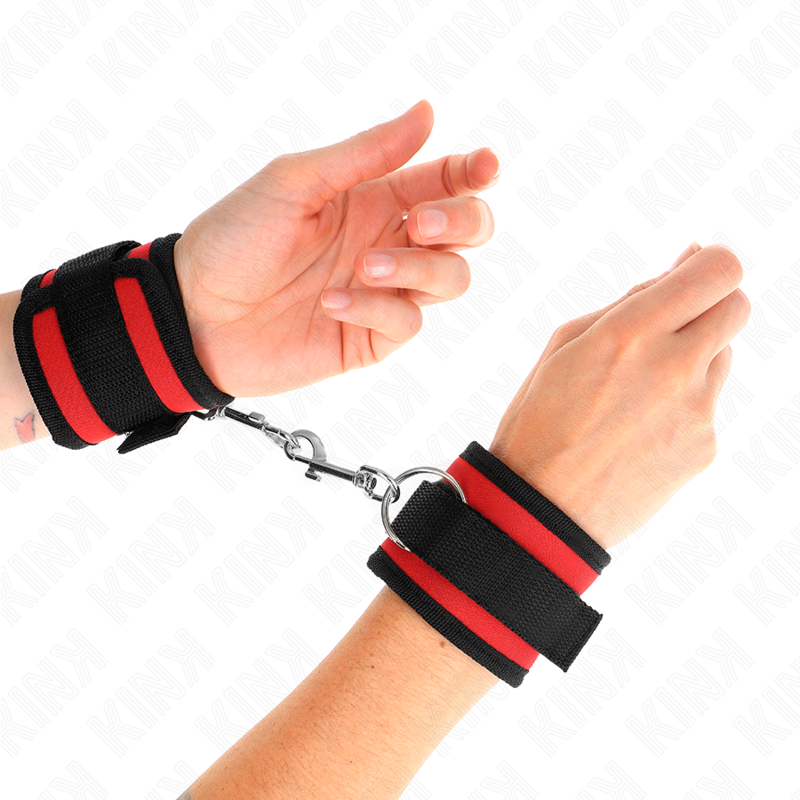 KINK - MENOTTES À CROCHET ET BOUCLE EN NYLON ROUGE-NOIR MODÈLE 2 RÉGLABLE 18-35 CM X 6 CM