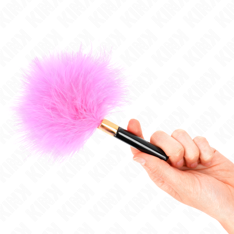 KINK - PLUMAS COSQUILLEO DE METAL DORADO FUCSIA 18 CM