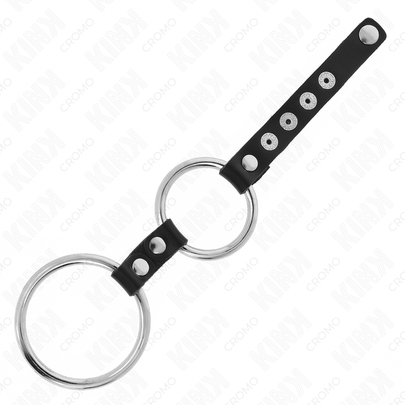 KINK - DOPPIO ANELLO PENIENO IN METALLO DA 3,8 CM A 5 CM COLLEGATO ALLA PELLE